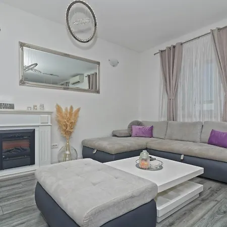Apartment Anachi Split